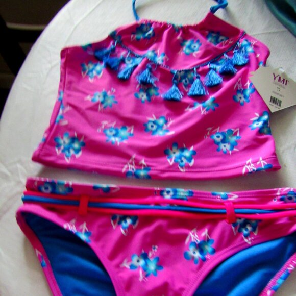 Girls Tankini Swimsuit Size 14 Pink Floral 2 Piece Great For The Pool or Beach - Picture 1 of 9